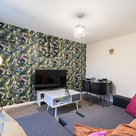 Coventry- Perchfoot 3 Bedroom Contractor And Pet-Friendly Spacious House By Sublime Stays Exterior foto