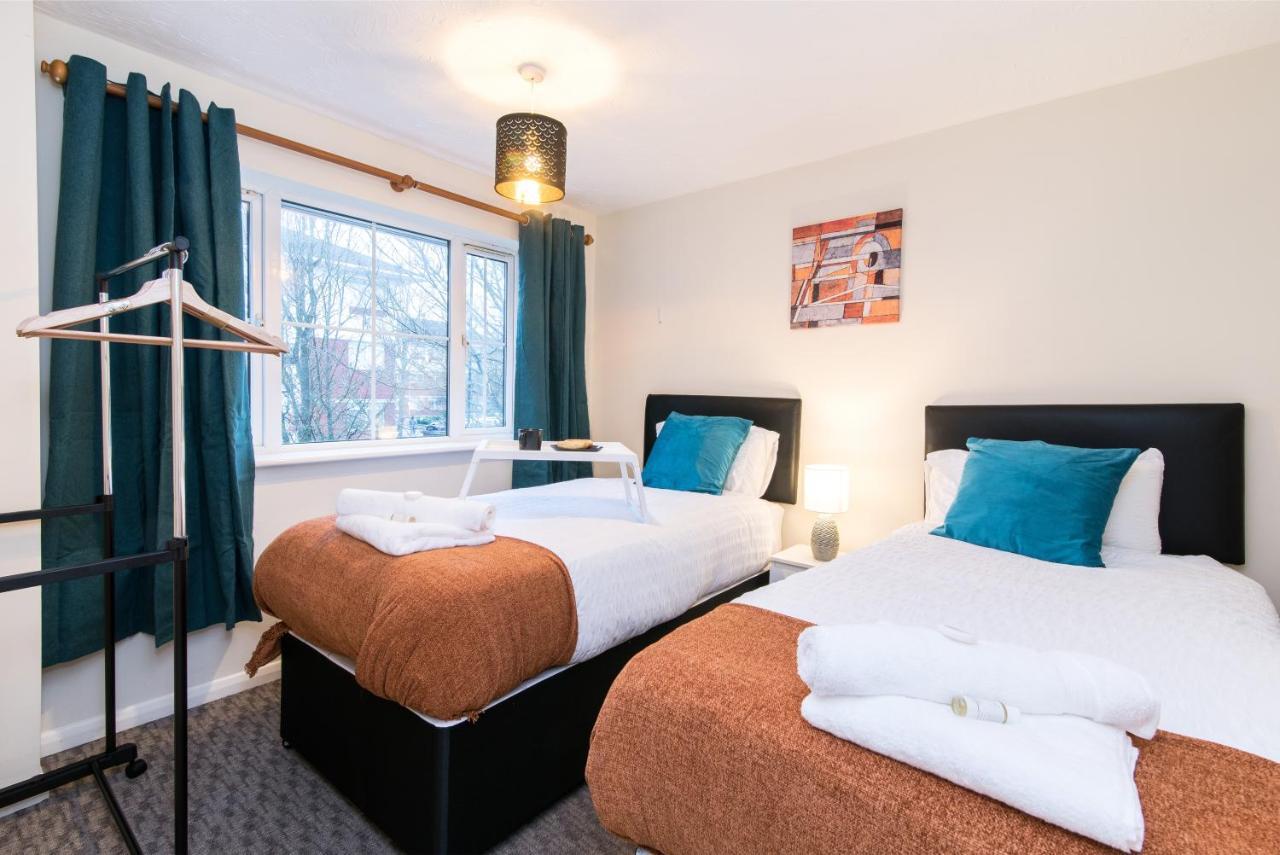 Coventry- Perchfoot 3 Bedroom Contractor And Pet-Friendly Spacious House By Sublime Stays Exterior foto